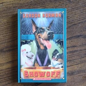 Scholastic Showoff Book for Dog Lovers